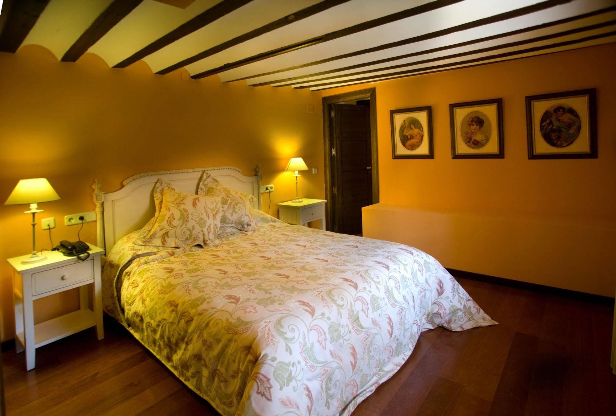 Hotel Spa La Casa Del Convento Chinchón Esterno foto